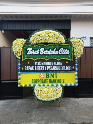 Papan Bunga Duka di Heledulaa Utara
